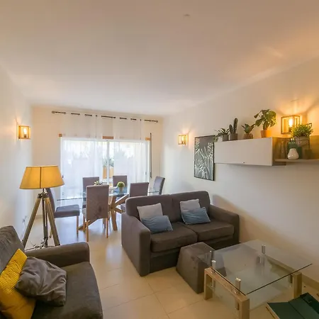 Sunny T2 By Yha Apartment Conceição
