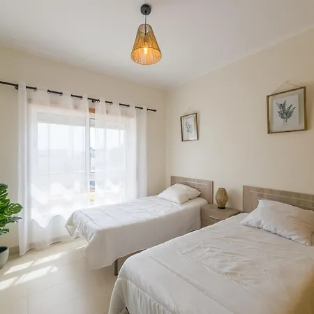Sunny T2 By Yha Apartment Conceição